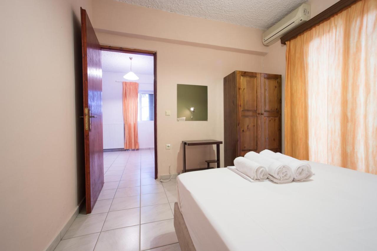 Antisamos Studios Sami  Luaran gambar