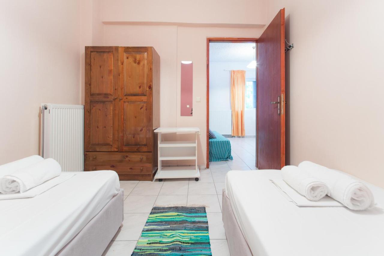Antisamos Studios Sami  Luaran gambar